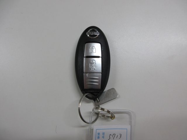 Nissan NOTE 2014-09 191734-26