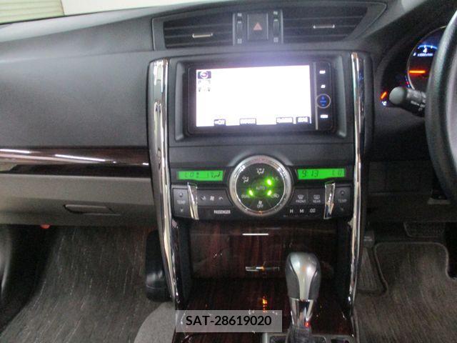 Toyota MARK X 2012-08 204954-14