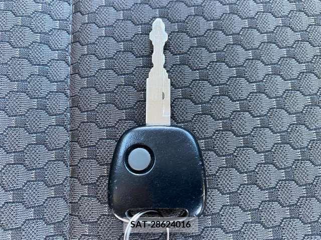 Nissan CLIPPER 2015-07 213998-12