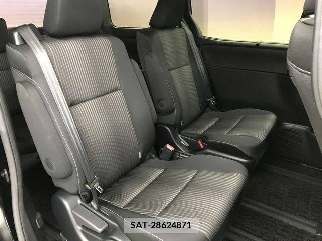 Toyota VOXY 2019-10 213213-5