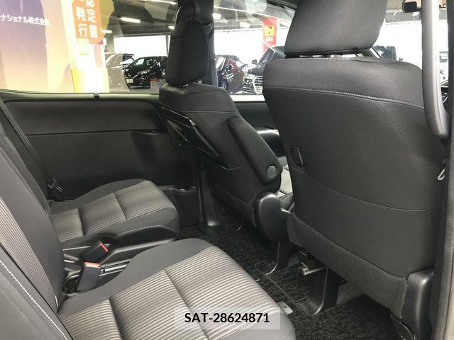Toyota VOXY 2019-10 213213-6