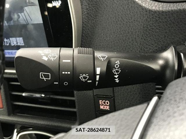 Toyota VOXY 2019-10 213213-19