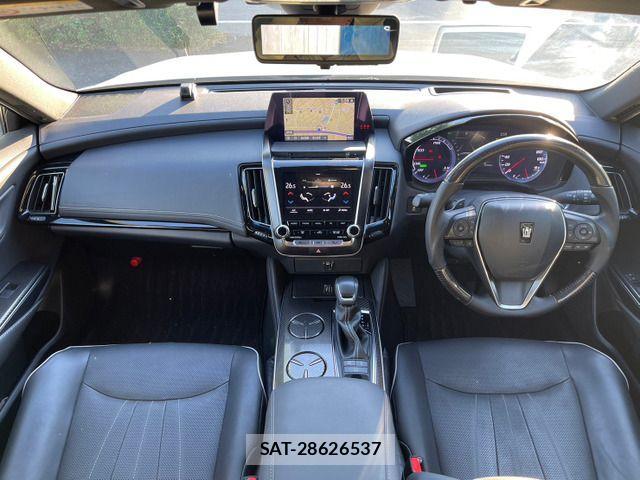 Toyota CROWN SEDAN 2019-03 455172-1