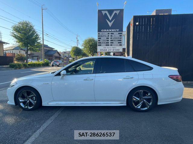 Toyota CROWN SEDAN 2019-03 455172-14