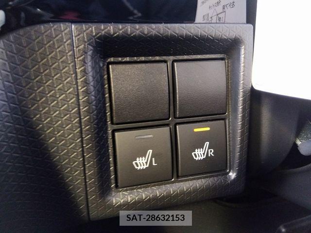 Daihatsu TANTO CUSTOM 2021-12 207024-9