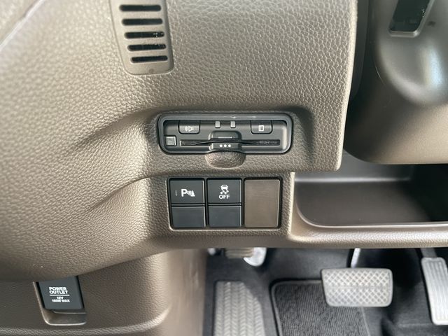 Honda N BOX 2021-03 3552-18