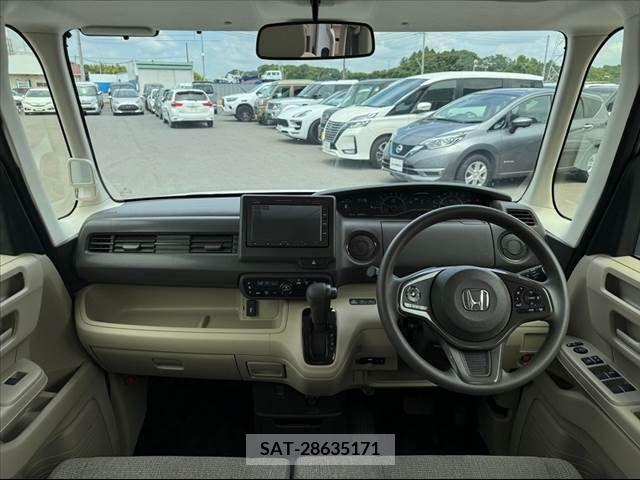 Honda N BOX 2019-06 325700-1