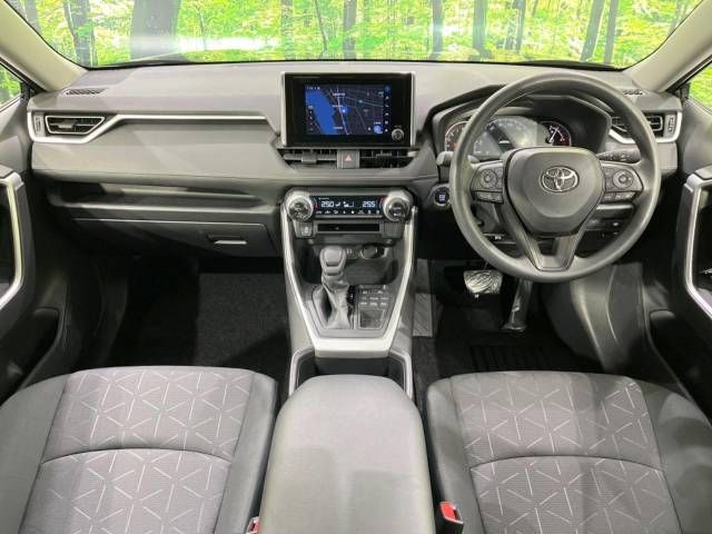 Toyota RAV4 2023-06 186231-1