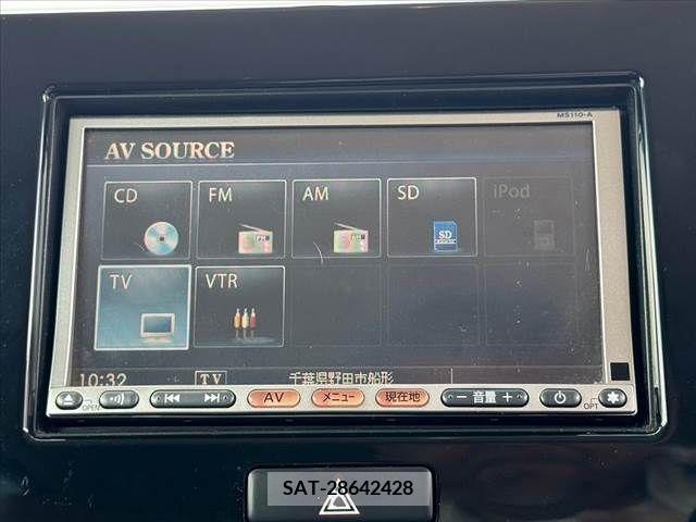 Nissan MOCO 2011-04 392374-4