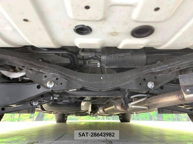 Nissan ELGRAND 2019-06 380432-19