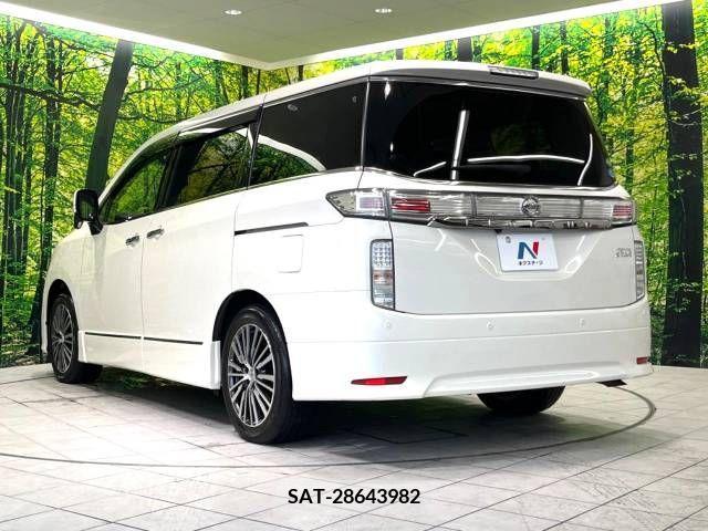 Nissan ELGRAND 2019-06 380432-17