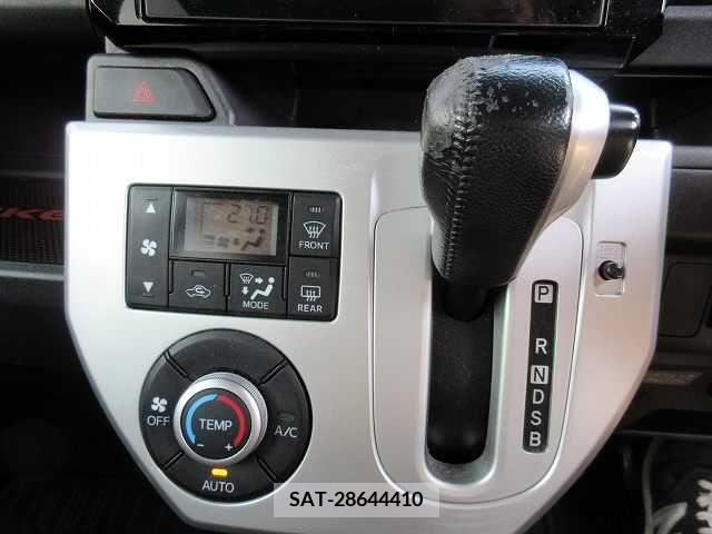 Daihatsu WAKE 2015-03 233961-6