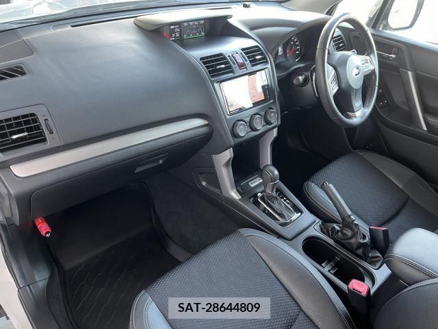 Subaru FORESTER 2014-02 360414-21