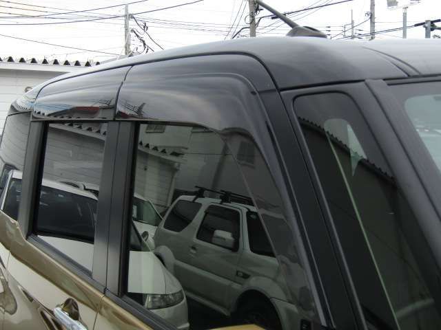 Toyota TANK 2017-03 11922-18