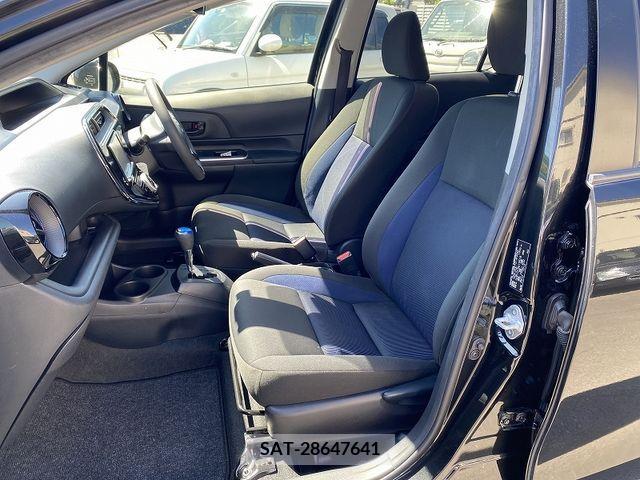Toyota AQUA 2017-07 260736-12
