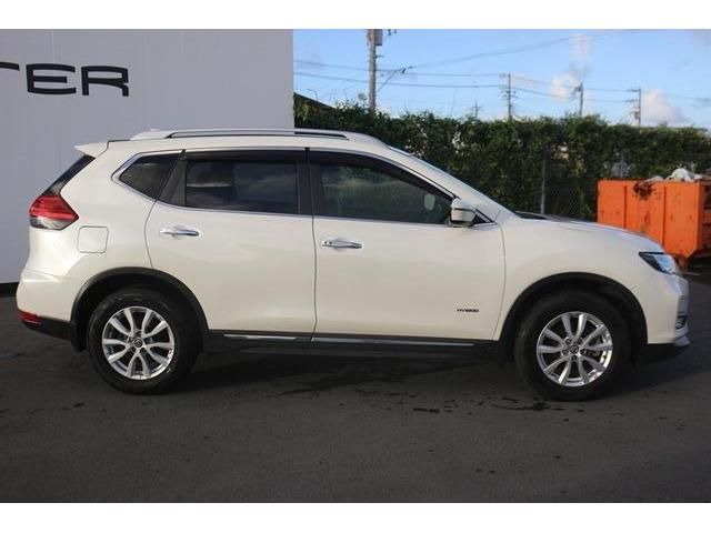 Nissan X-TRAIL 2017-09 7013-2