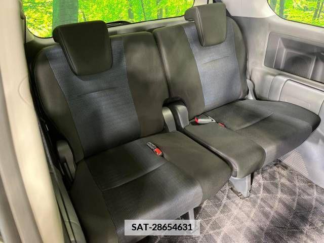 Toyota VOXY 2007-10 384848-5
