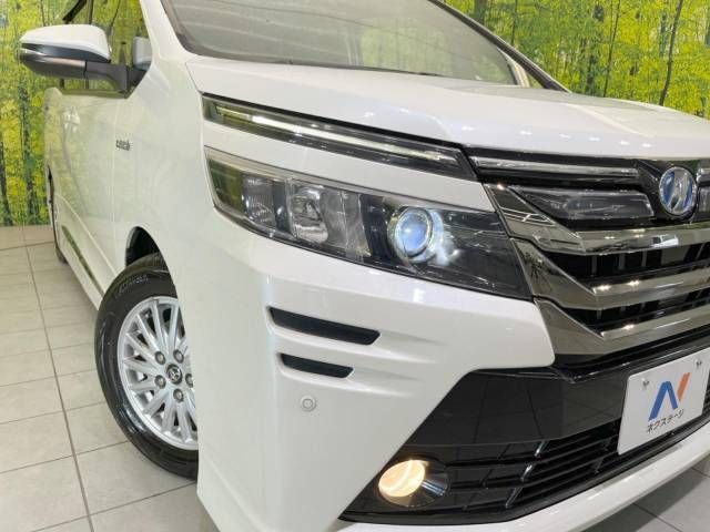 Toyota VOXY HYBRID 2014-06 15835-13