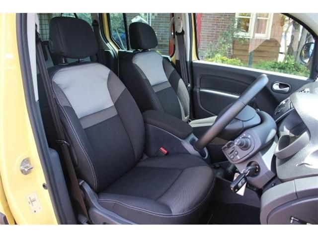 Renault KANGOO 2018-03 2760-10