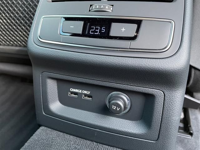 Audi A4 2021-11 27257-14