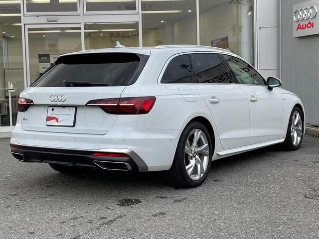 Audi A4 2021-11 27257-1