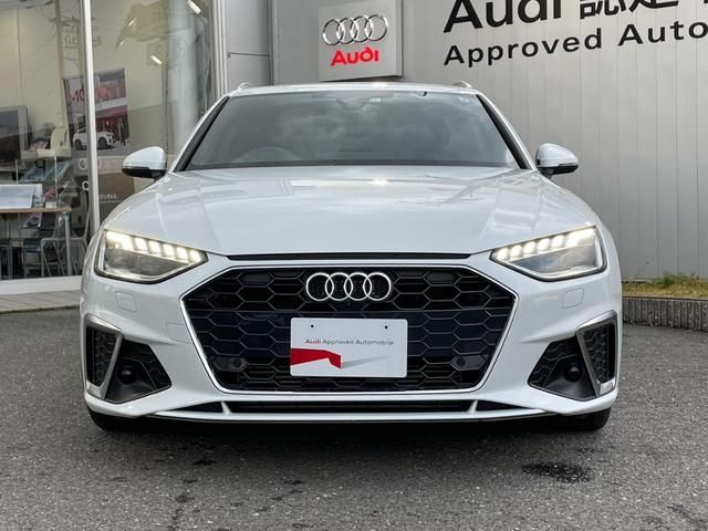 Audi A4 2021-11 27257-2