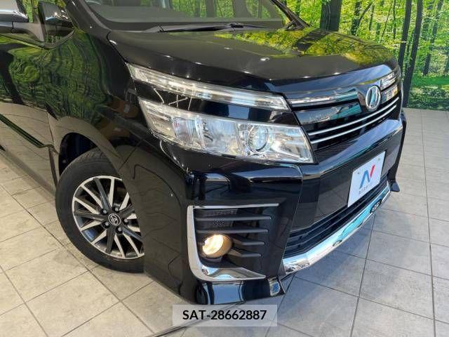 Toyota VOXY 2015-04 326476-13