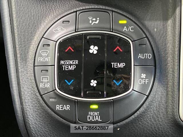 Toyota VOXY 2015-04 326476-5