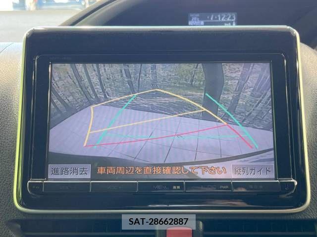 Toyota VOXY 2015-04 326476-3