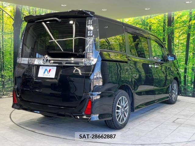 Toyota VOXY 2015-04 326476-18