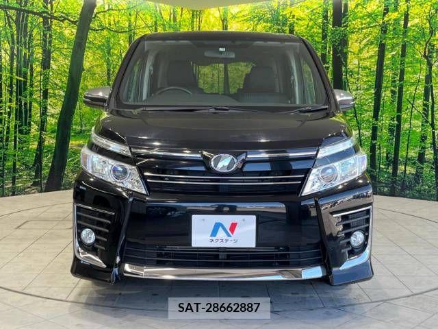 Toyota VOXY 2015-04 326476-15