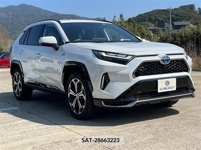Toyota RAV4 PHV 2023-02 215485-6