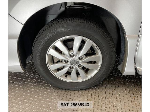 Nissan SERENA 2016-03 352037-27
