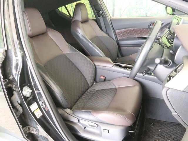 Toyota C-HR 2019-03 8319-9