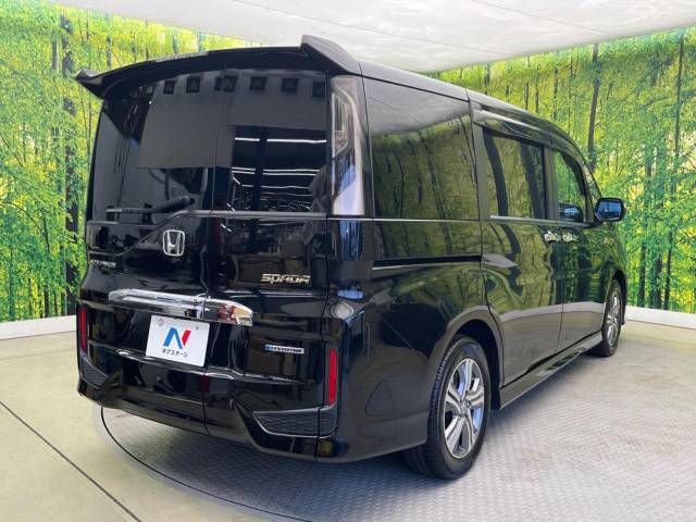 Honda e 2018-01 15302-18