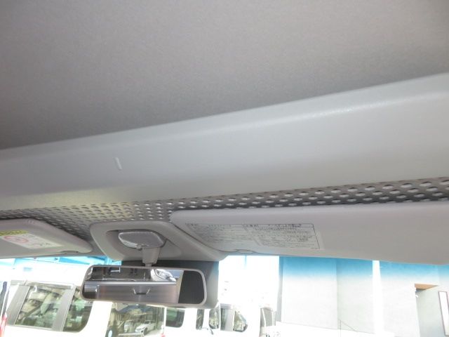 Daihatsu HIJET CARGO 2022-02 195917-15