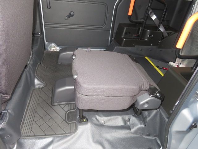 Daihatsu HIJET CARGO 2022-02 195917-9
