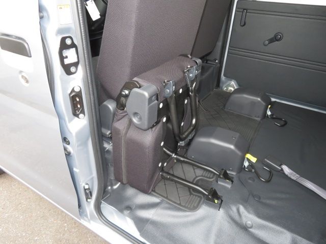 Daihatsu HIJET CARGO 2022-02 195917-10