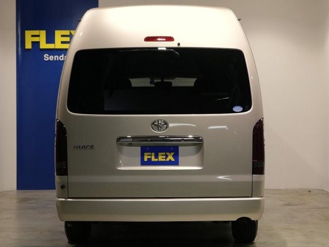 Toyota HIACE VAN 2020-09 191982-18