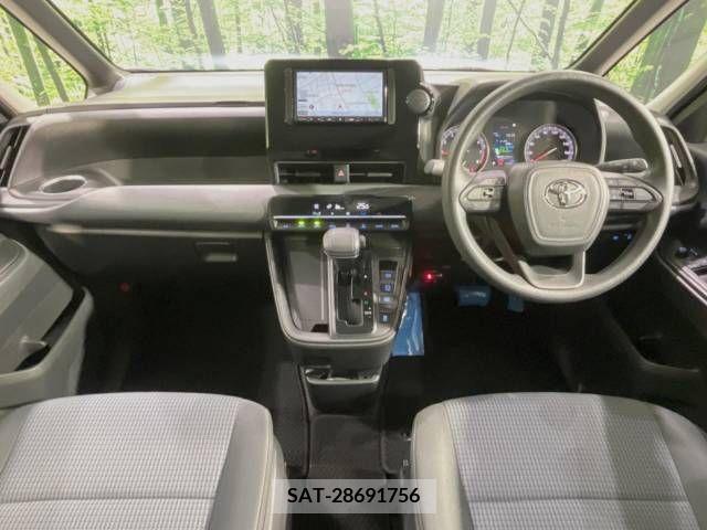 Toyota NOAH 2023-04 214220-1