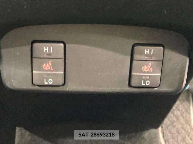Toyota SIENTA 2016-07 210444-6