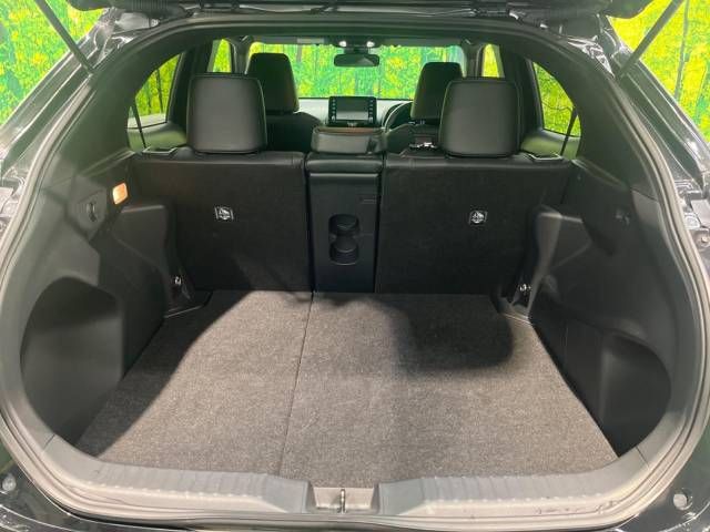 Toyota YARIS CROSS 2023-04 11916-11