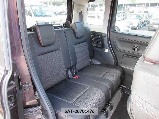 Suzuki SPACIA 2021-10 215582-13