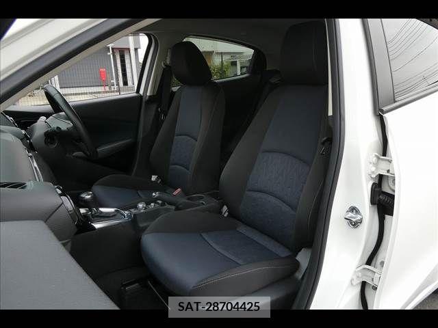 Mazda DEMIO 2015-04 301877-9