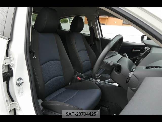 Mazda DEMIO 2015-04 301877-8