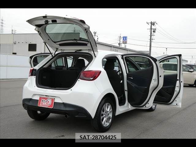 Mazda DEMIO 2015-04 301877-19