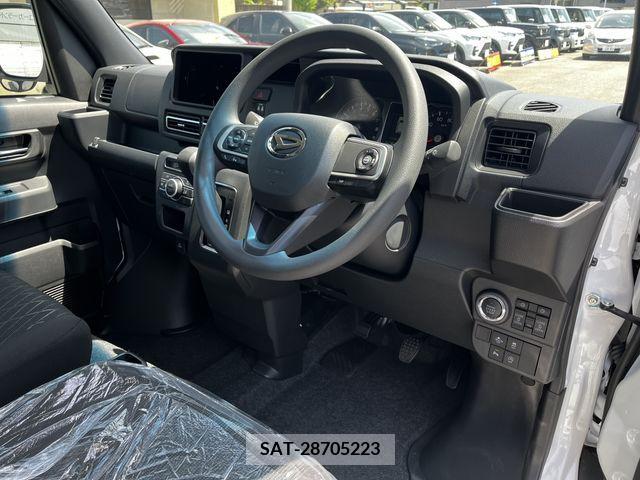 Daihatsu ATRAI 2023-10 345292-11