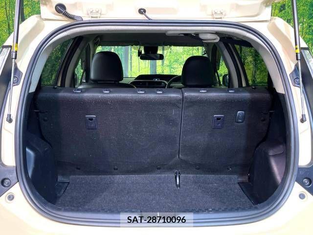 Toyota AQUA 2017-12 356198-10