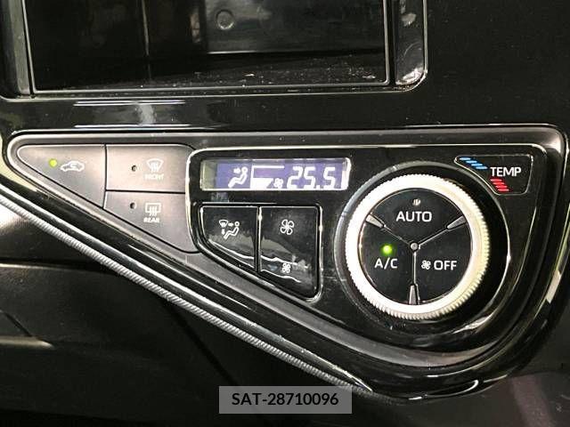Toyota AQUA 2017-12 356198-6