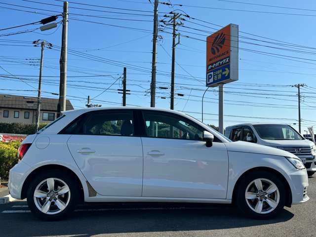 Audi A1 2016-12 28019-8
